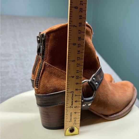 Free bird Spirit Suede Harness Moto Ankle Western Leather Boots Womens Sz 7 - Picture 9 of 10